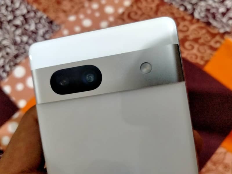 Google Pixel 7 5