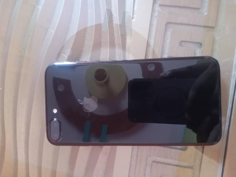 Apple iPhone 7 Plus 1