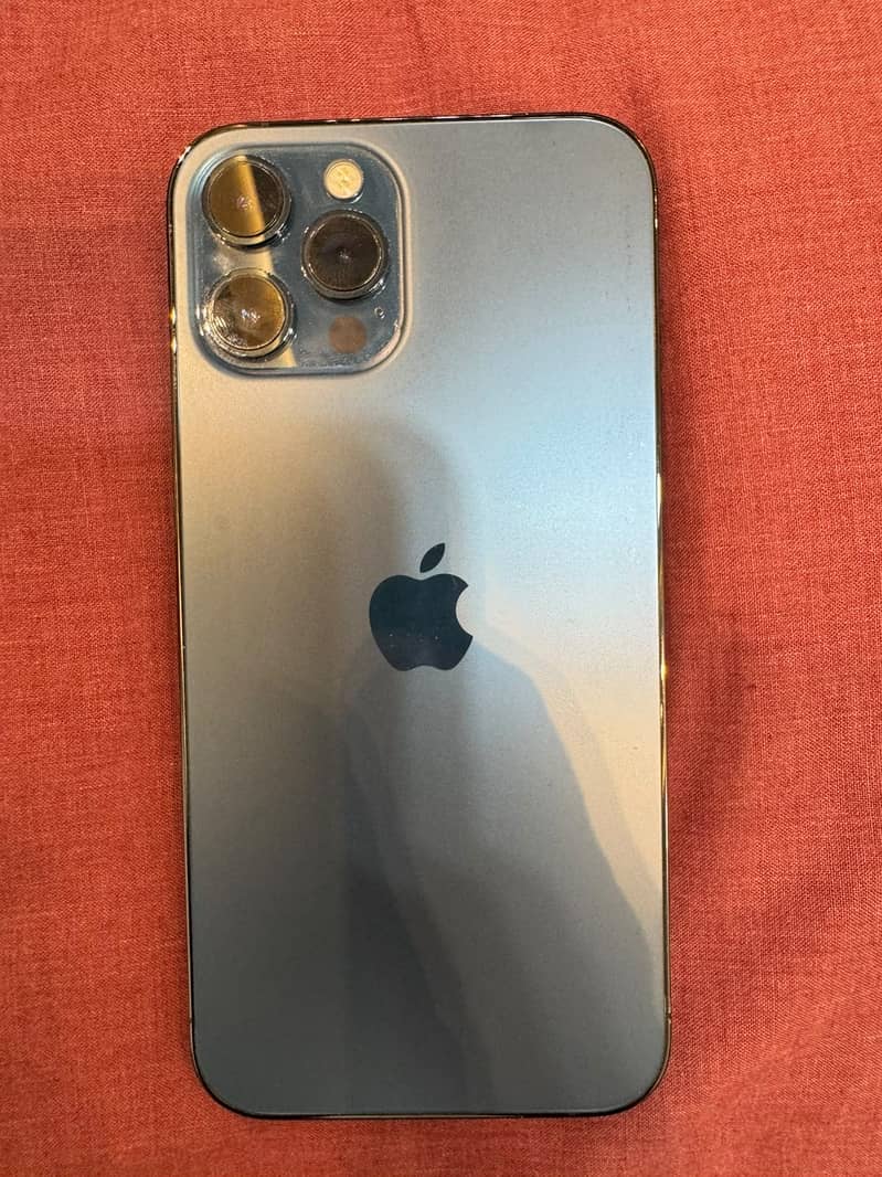 Apple iPhone 12 Pro Max 4
