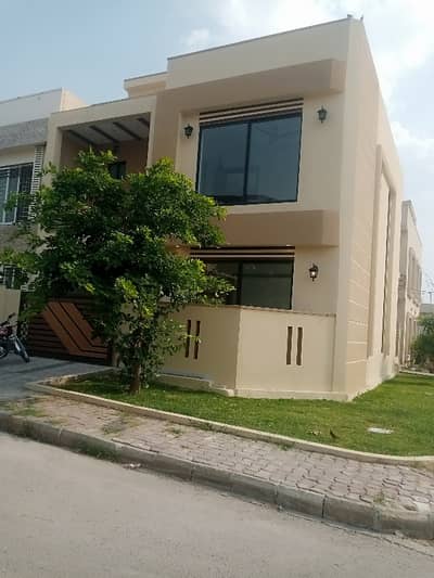 6 Marla Designer Double Hight Corner House For Sale