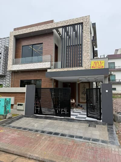 House Of 10 Marla Is Available For sale