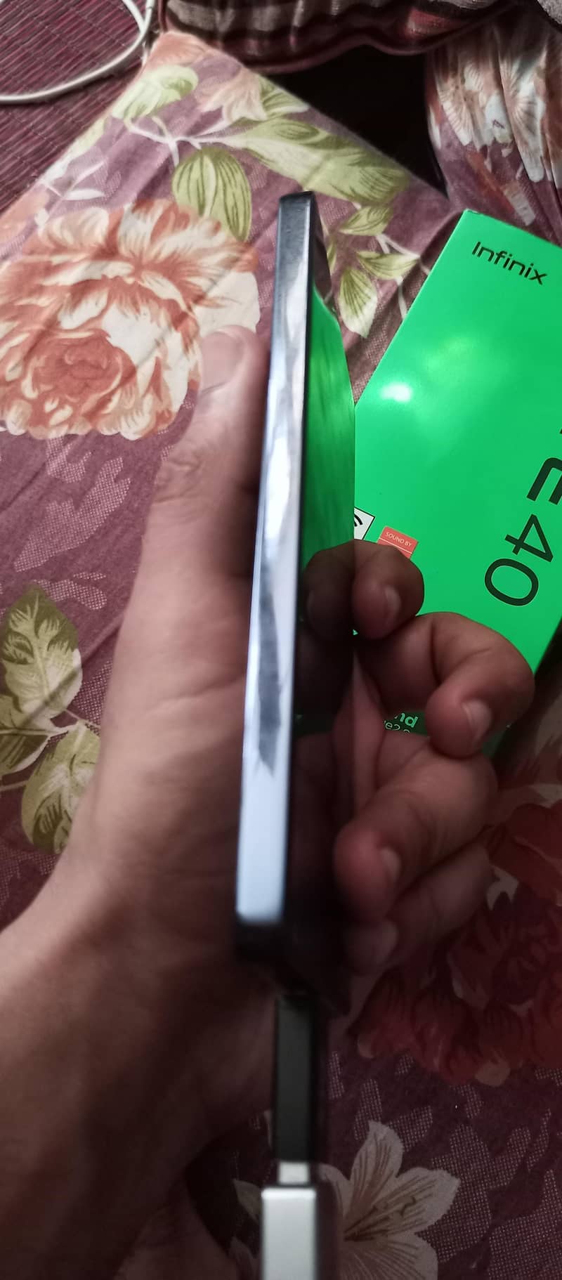 Infinix Note 40 4