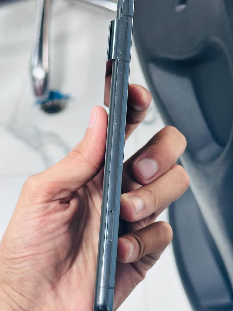 Google Pixel 8 Pro 5