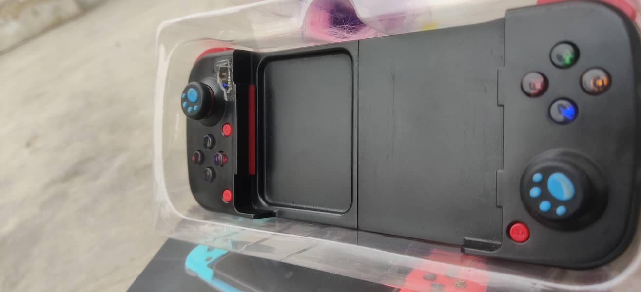 Mobile Controller 11
