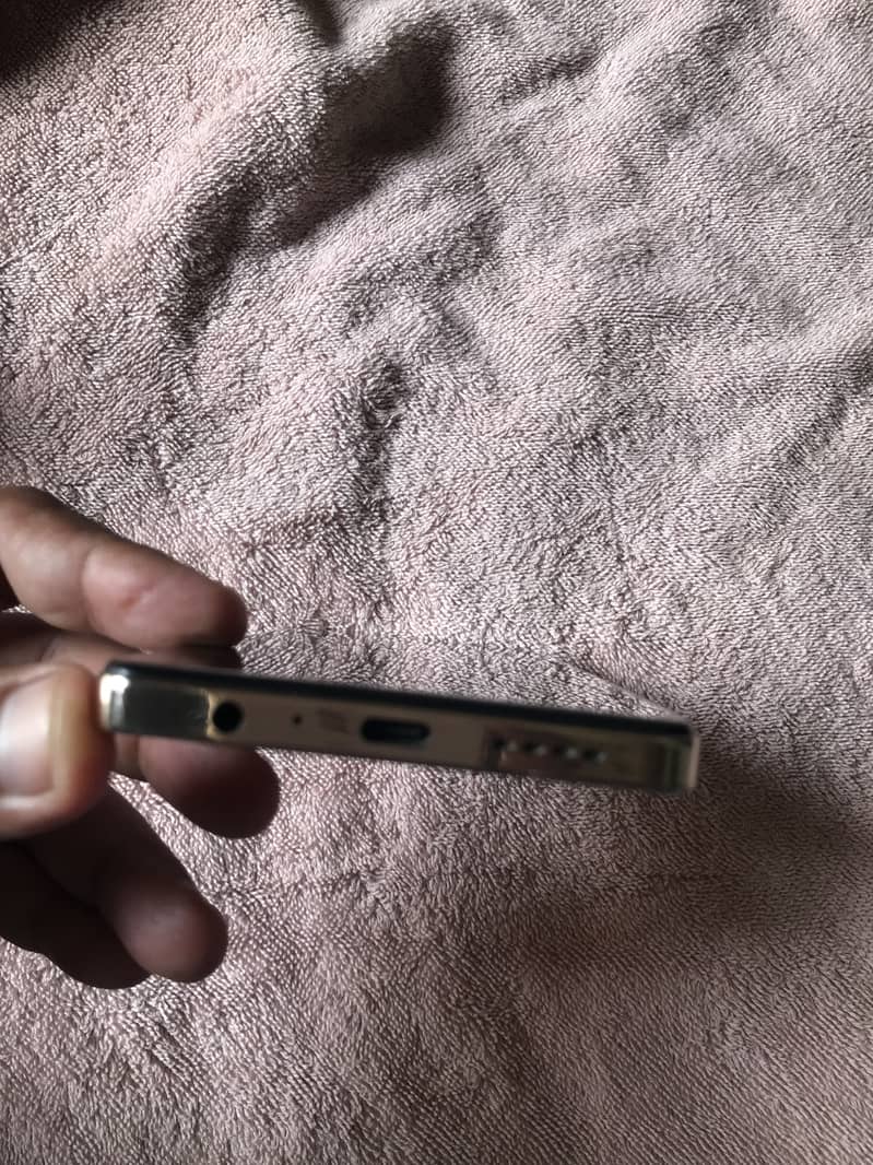 Infinix Note 30 4