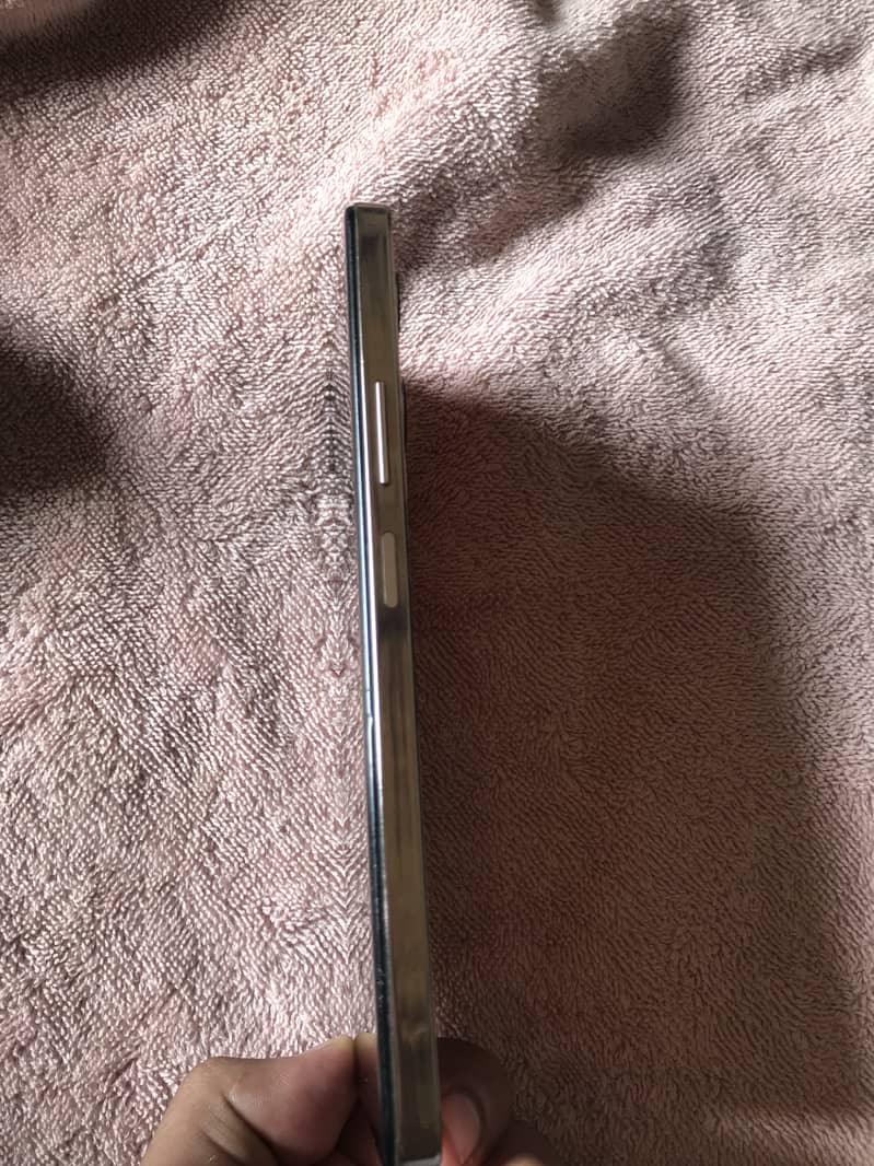 Infinix Note 30 5