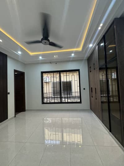 10 Marla Designer Double Unit House For Sale | Bahria Town Phase 8 Islamabad | Prime Location