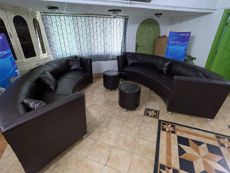 round shape sofa 2