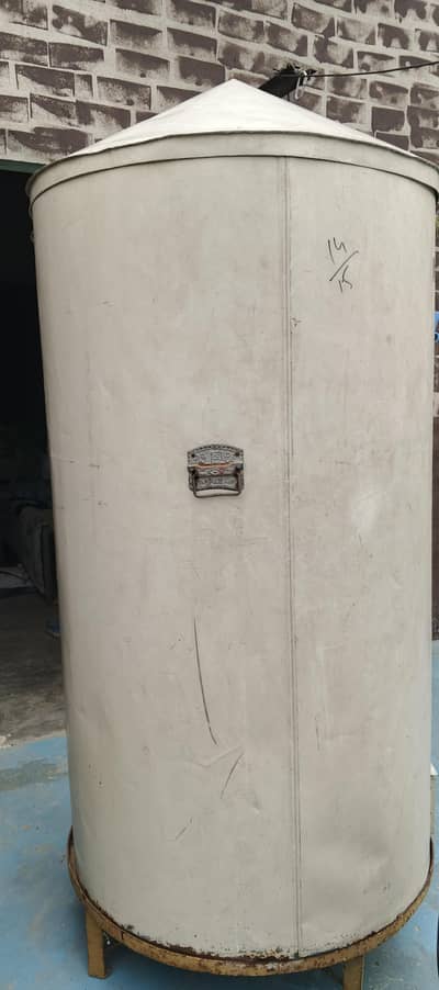 Parola for sale 16 to 17 man capacity
