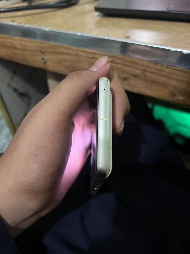 Google Pixel 7 3