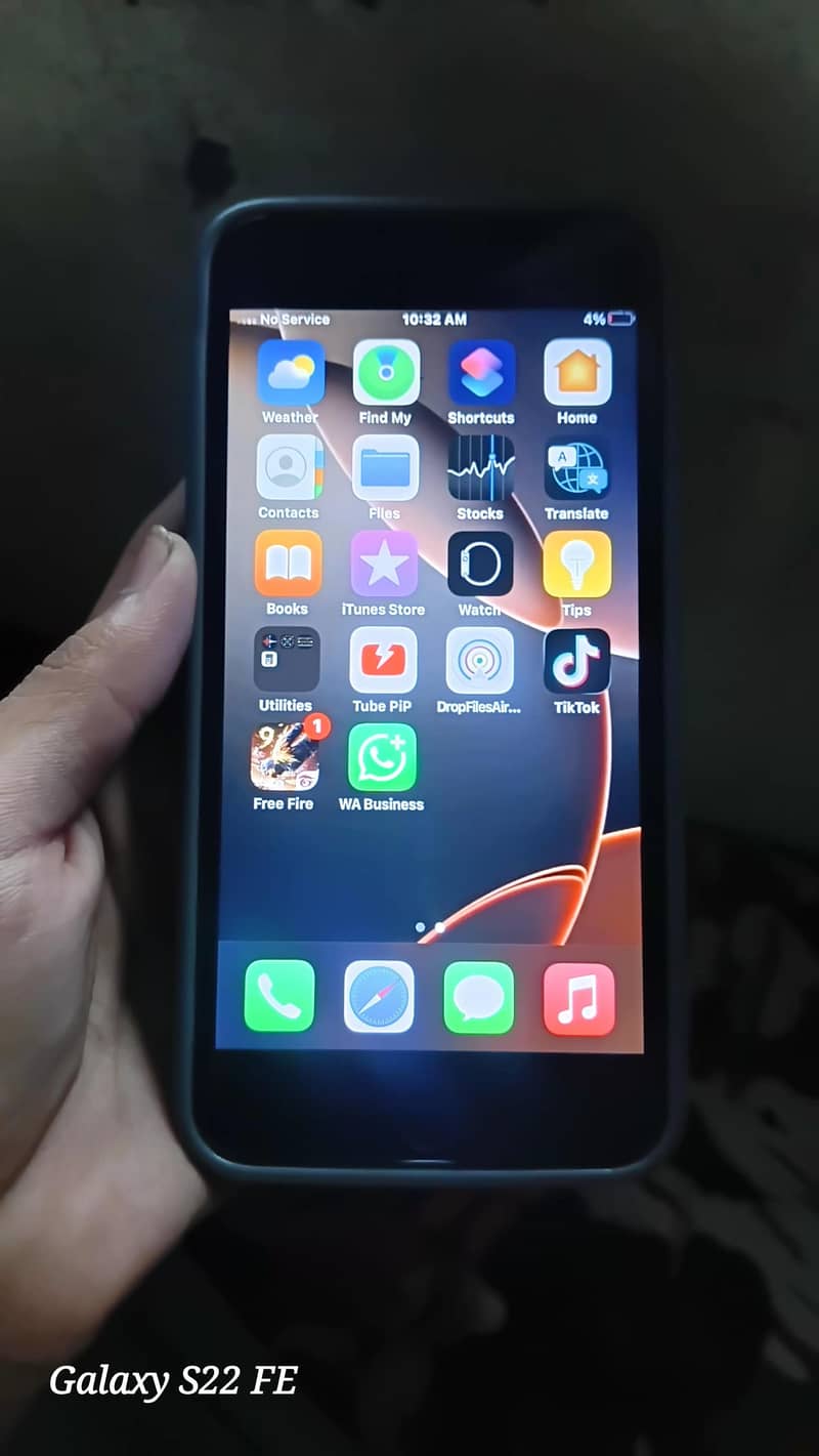 Apple iPhone 7plus 0