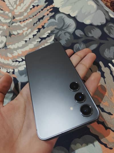 Samsung Mobile S24