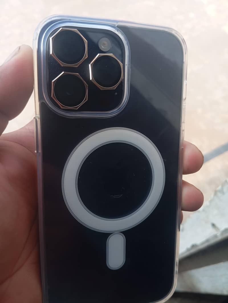Apple iPhone 14 Pro Max 0