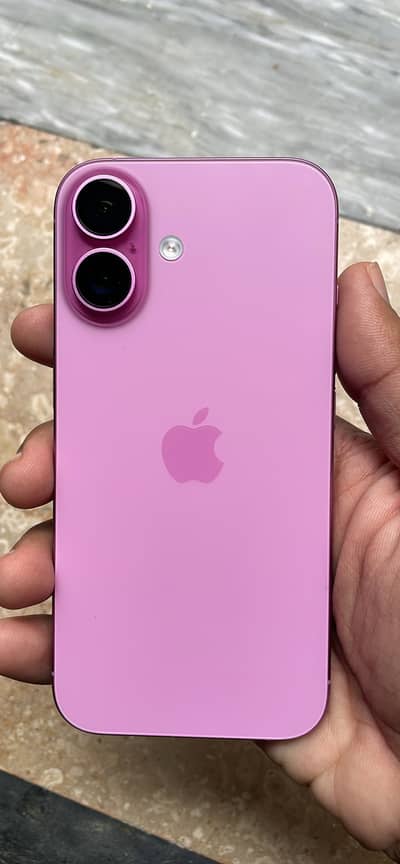 Apple iPhone 16
