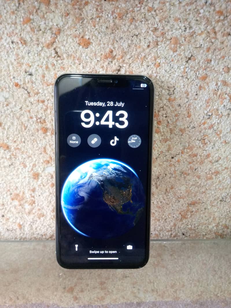 Apple iPhone X 0