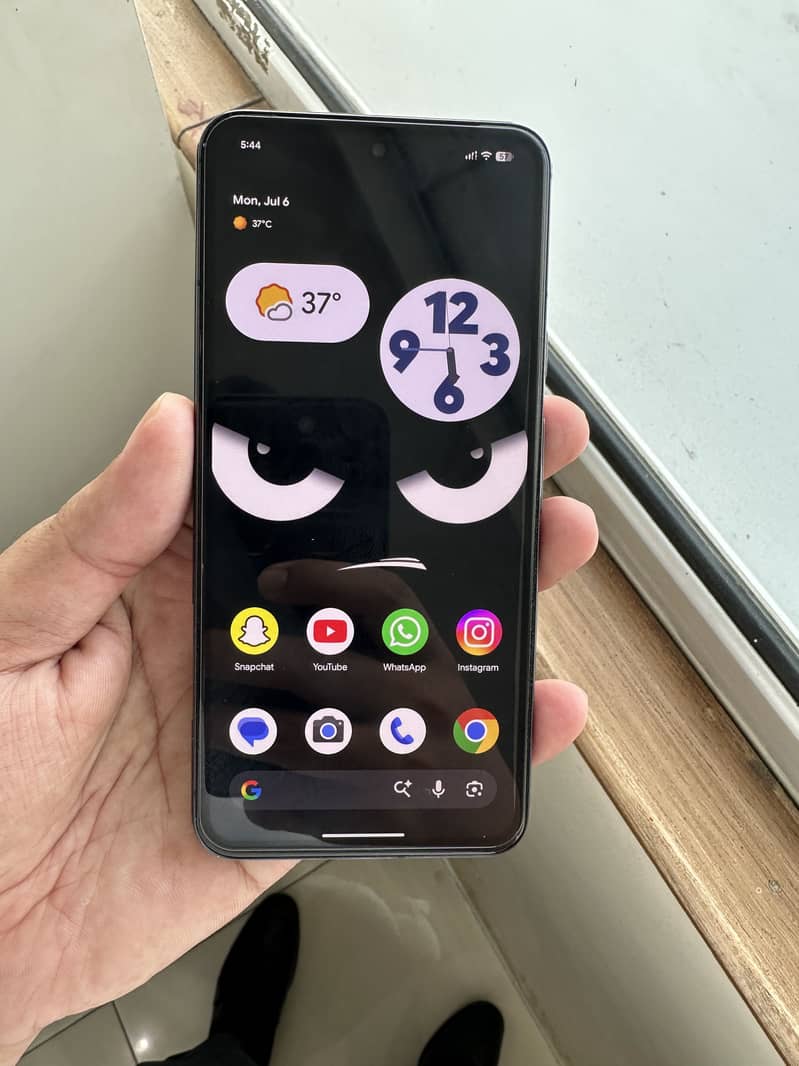 Google Pixel 8 1