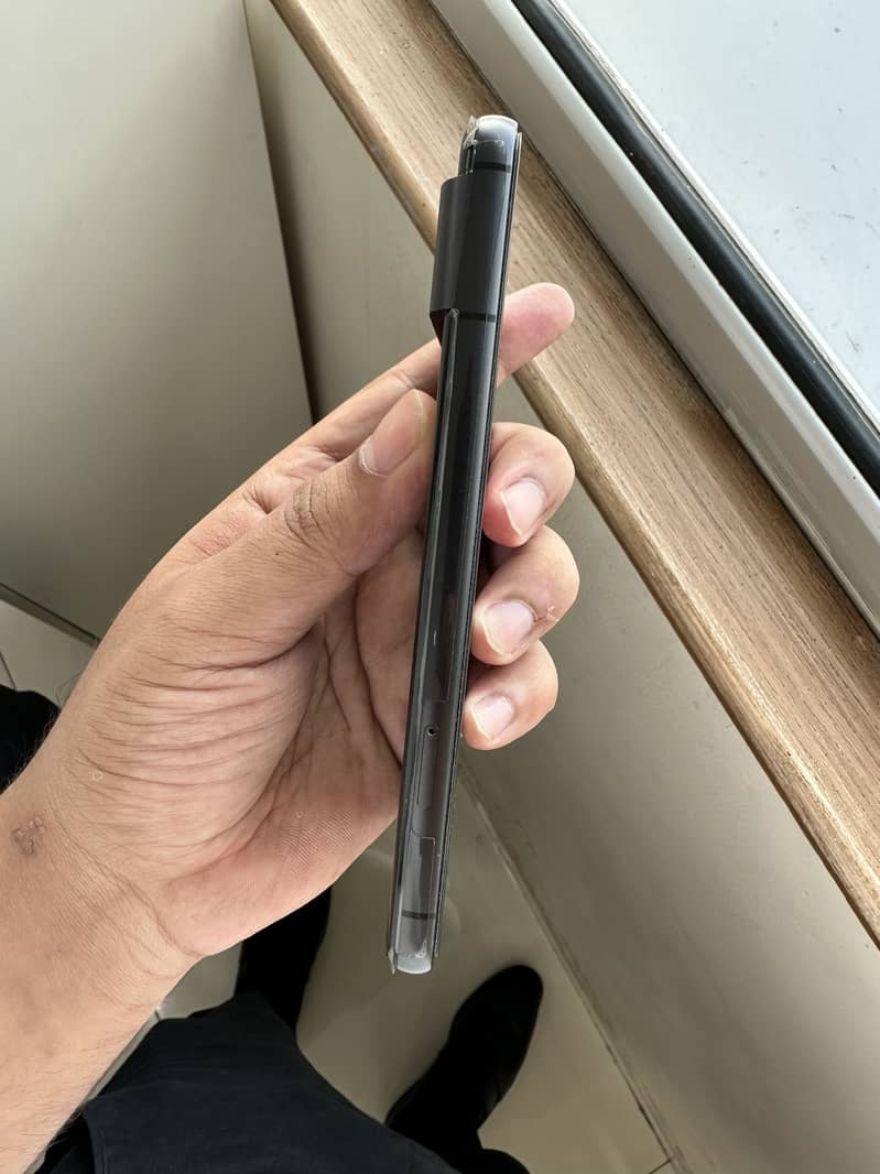 Google Pixel 8 2