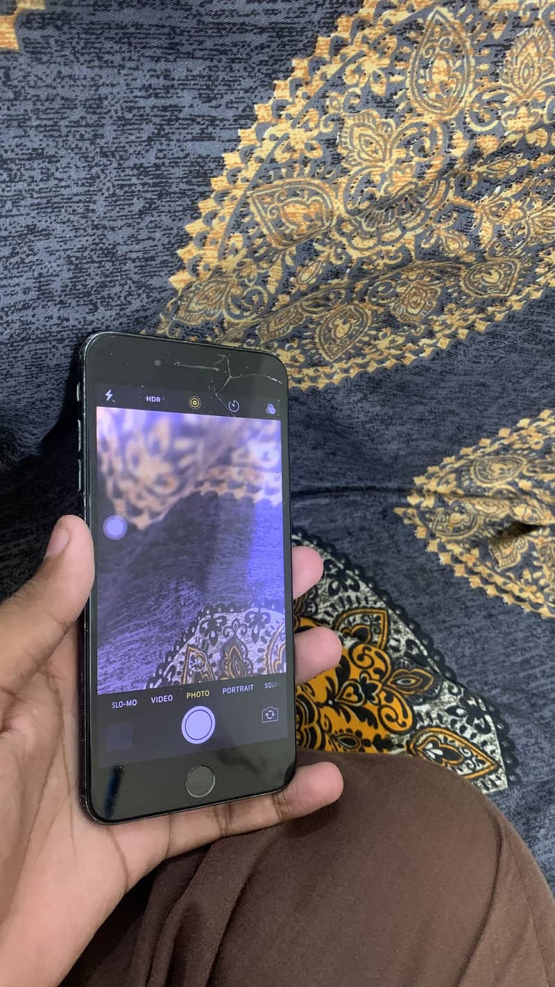 Apple iPhone 7 Plus 4
