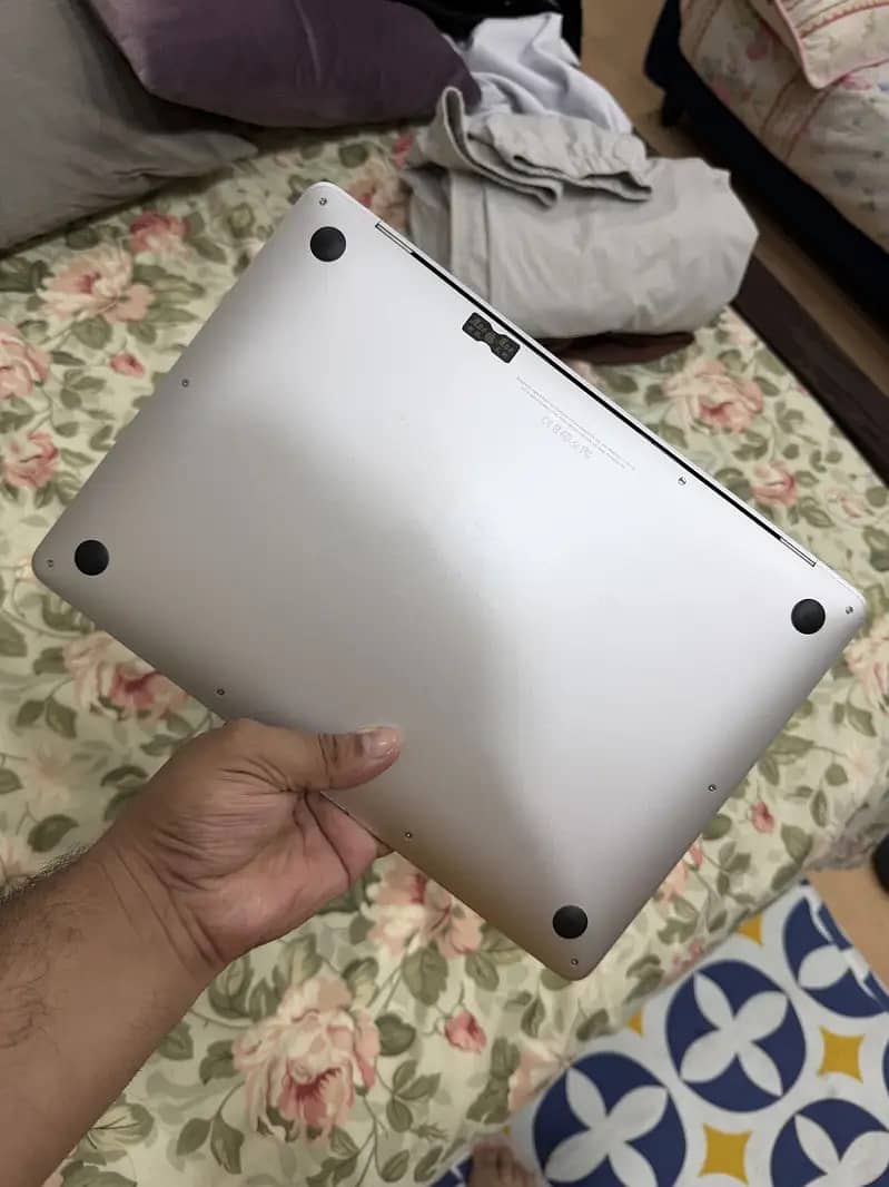 MacBook Pro 2019 – Excellent Condition | Intel Processor 3