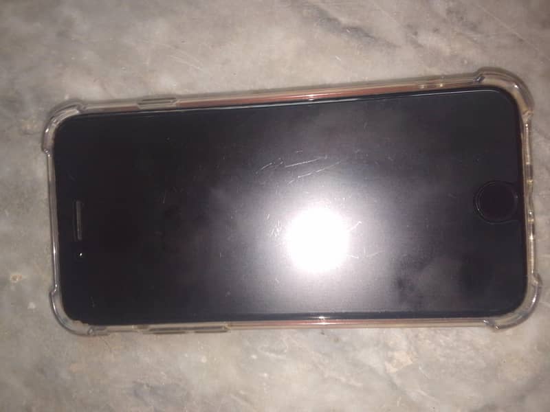 Apple iPhone 8 0