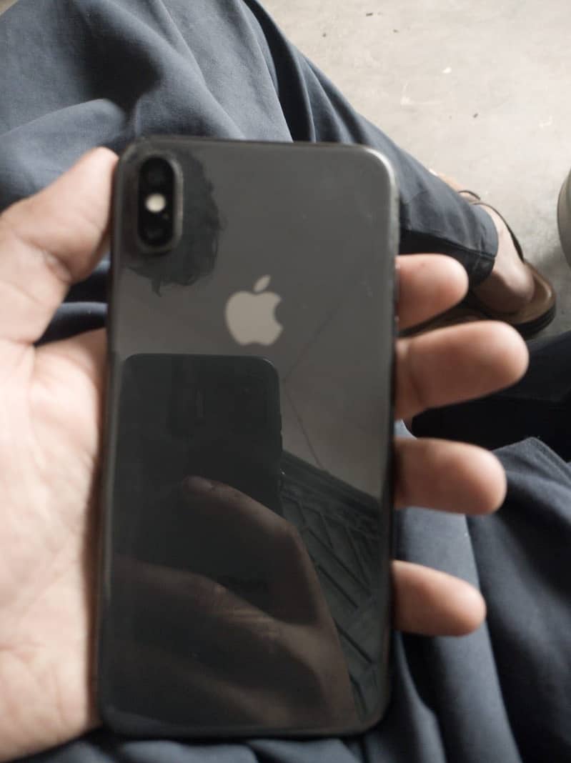 Apple iPhone X 5