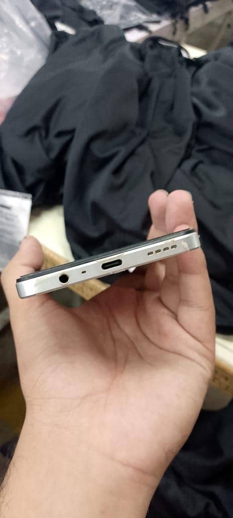 Realme C71 1