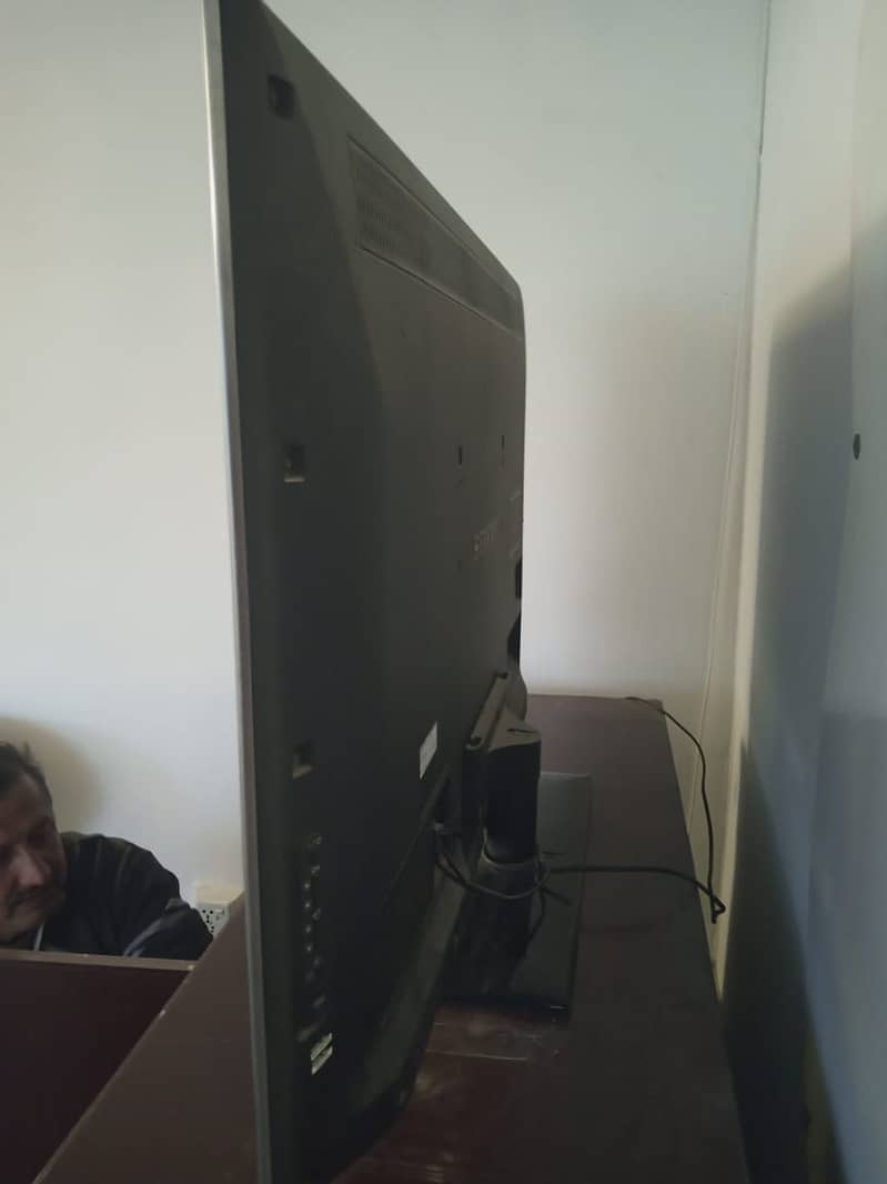 Sony LED 13