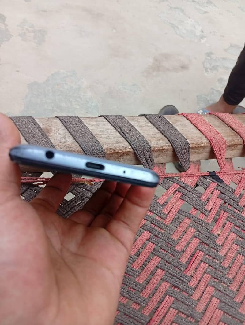Tecno Pova 2 4