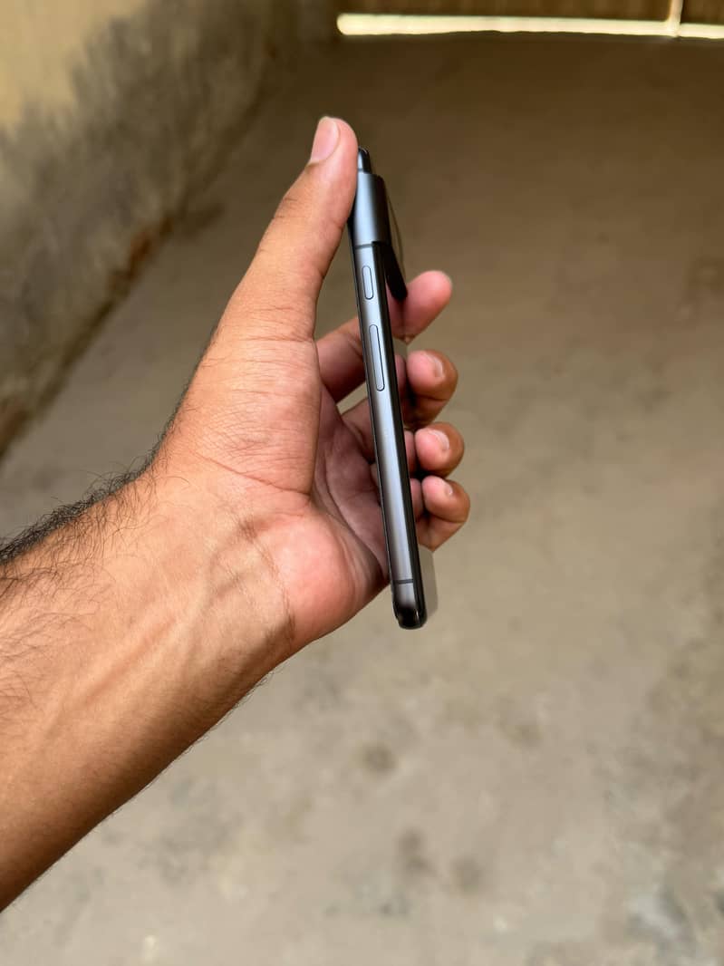 Google Pixel 8 2
