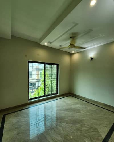 5 Marla House for rent in Bahria Town Lahore