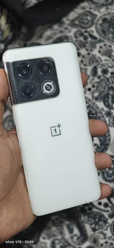 One Plus 10 Pro