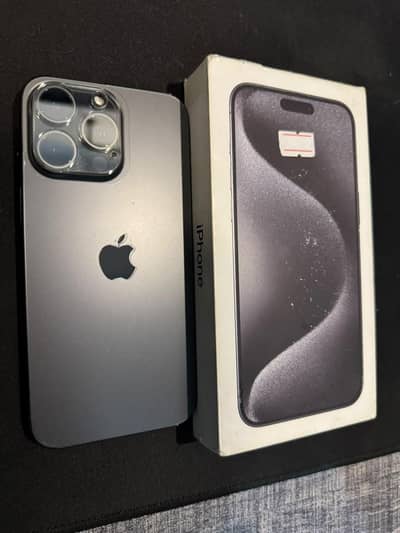 iPhone 15 Pro Max 10/10 with box