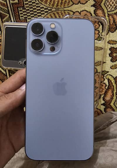 Apple iPhone 13 Pro Max LLA model
