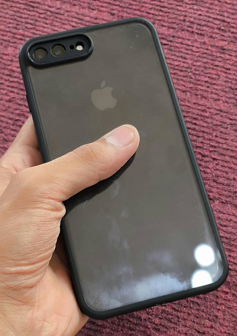 Apple iPhone 7 Plus 1