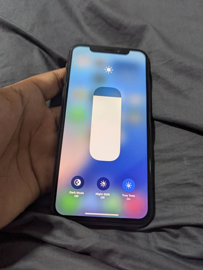 Apple iPhone XS 0