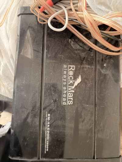 JBL 1000 watts size 31*13 bass box with amplifier