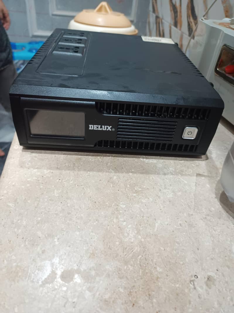Two batteries Ups 3