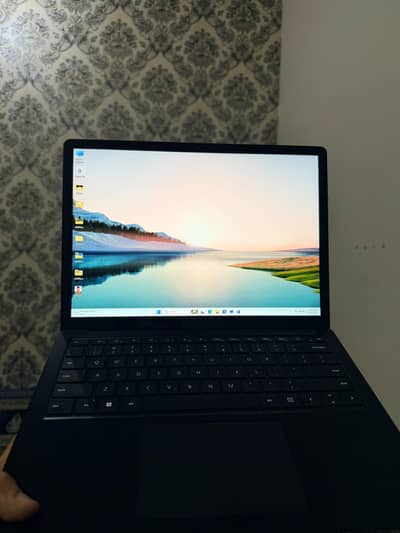 Microsoft Surface Laptop 4/ i5 11th Gen/ 16Gb+512Gb SSD/ Touchscreen