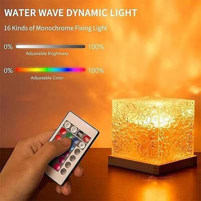 Water Cube Desk Lamp USB Water Motion Light Cube for Bedroom, Office