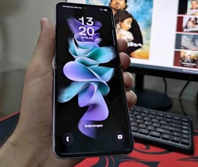 Samsung Mobile Z Flip 3