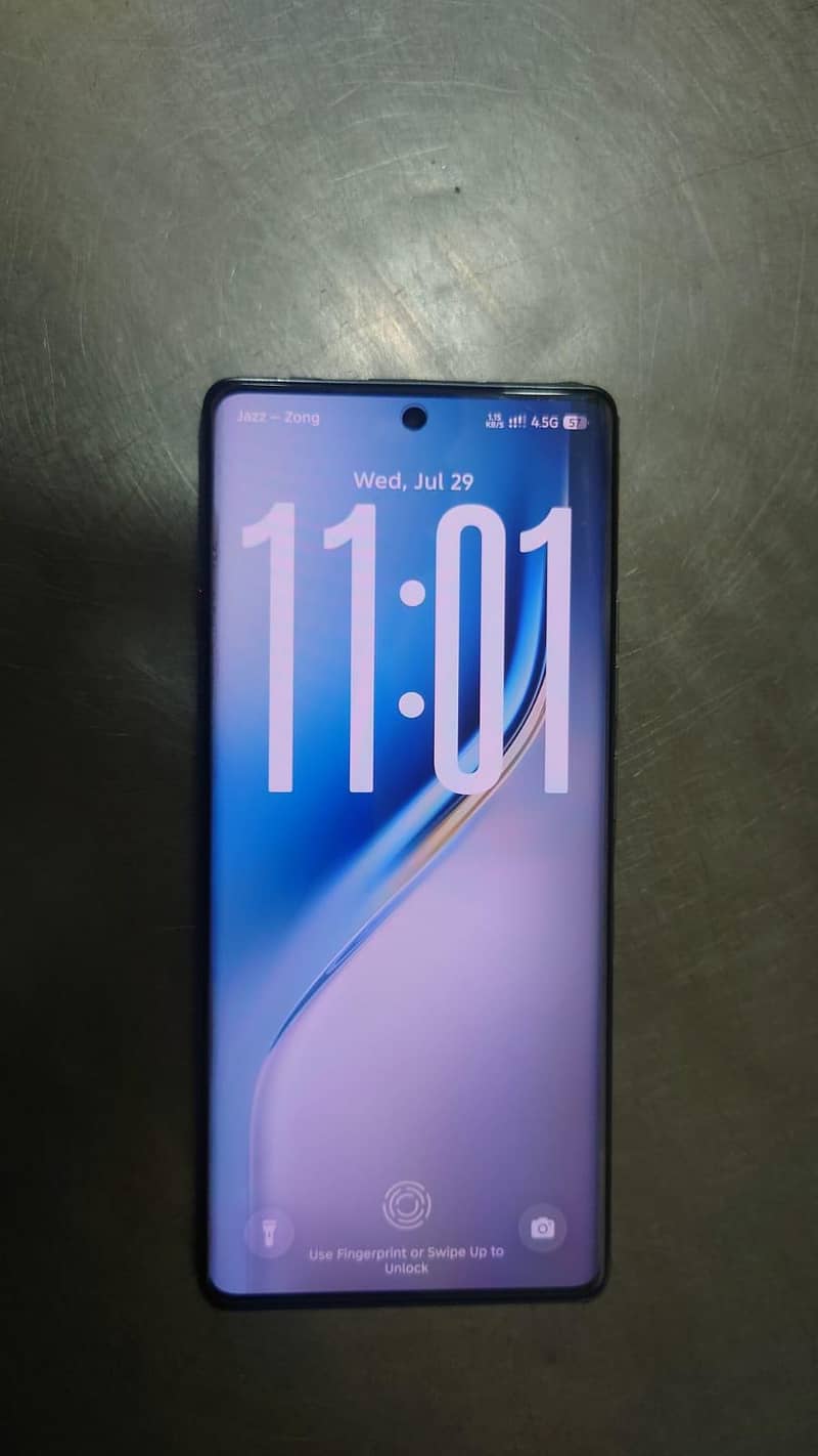 Tecno CAMON 40 Pro 1