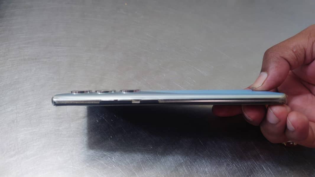 Tecno CAMON 40 Pro 3
