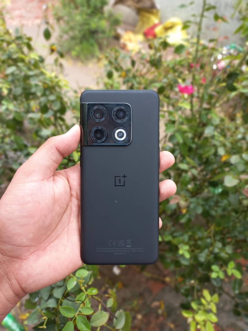 One Plus 10 Pro 0