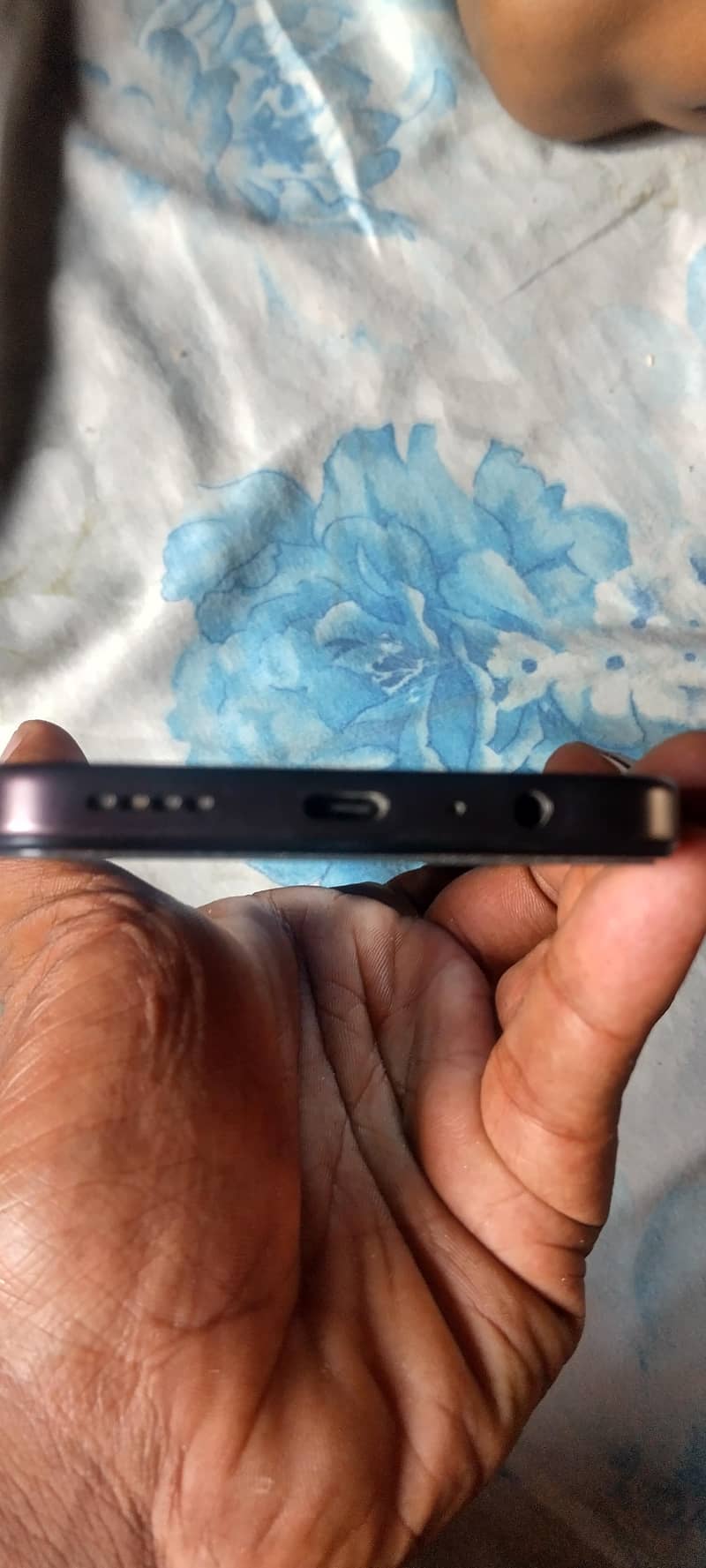 OPPO A6c 4