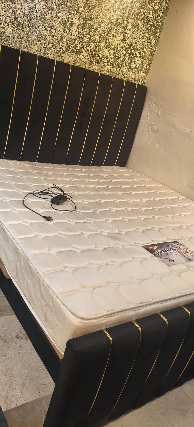 king size bed 1