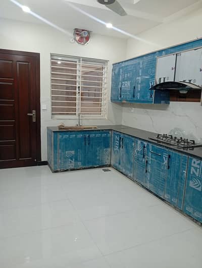 12 Marla Ground Portion Available For Rent In G15