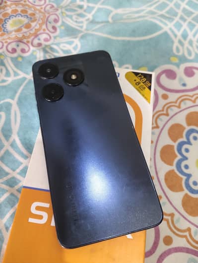 Tecno Spark 10C 128gb . . . all ok