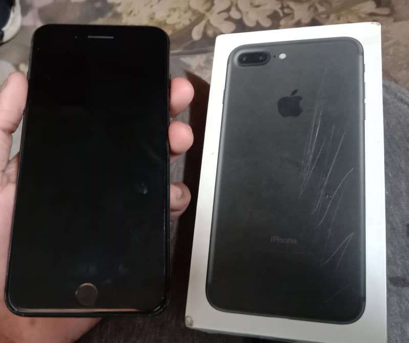 Apple iPhone 7 Plus 1