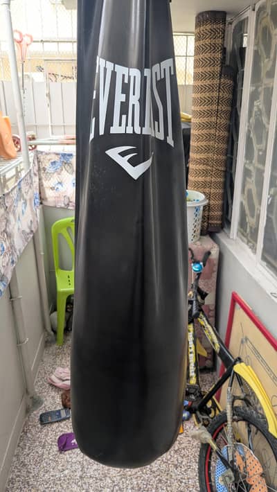 Everlast - 5ft Heavy Punching Bag -  20kg+ Filled