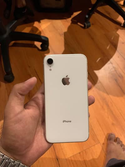 Apple iPhone XR